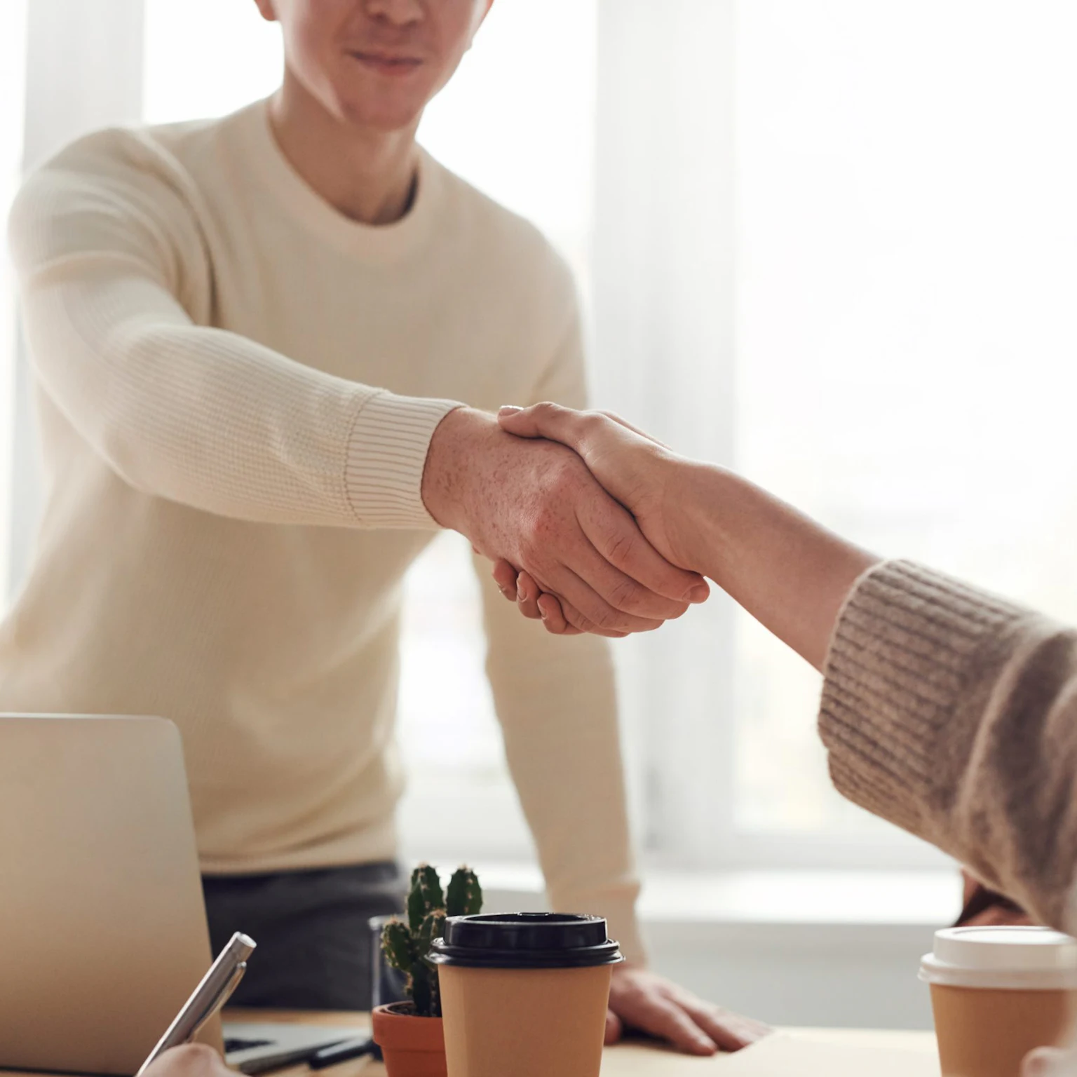 How to incorporate sensory marketing into paid social campaigns to help drive engagement (Paid Social Show, Brighton SEO)