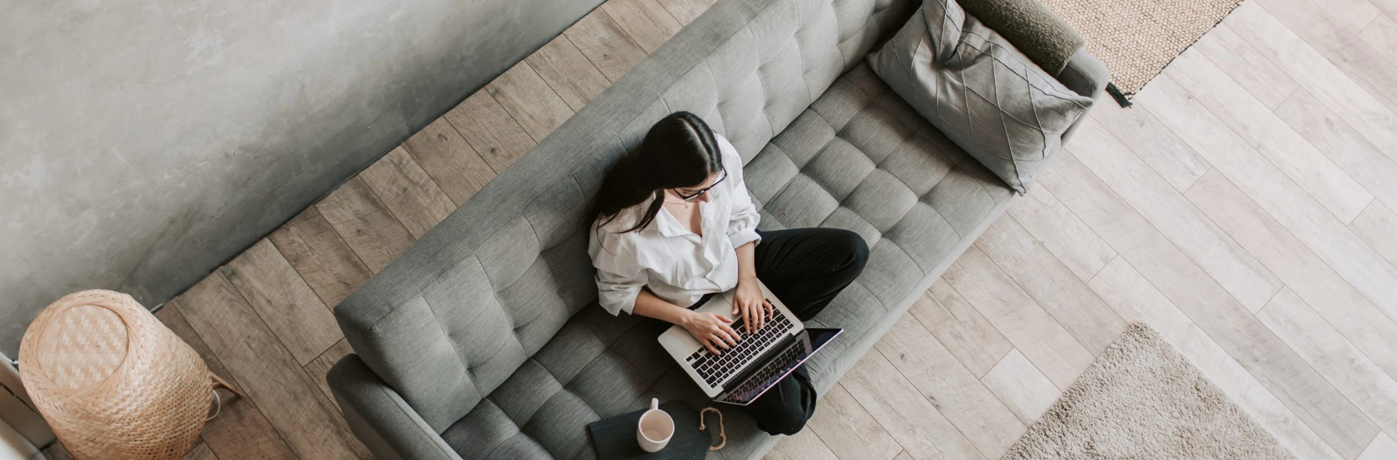 050720211625504365_woman-using-laptop-at-home-4050303-scaled.jpg