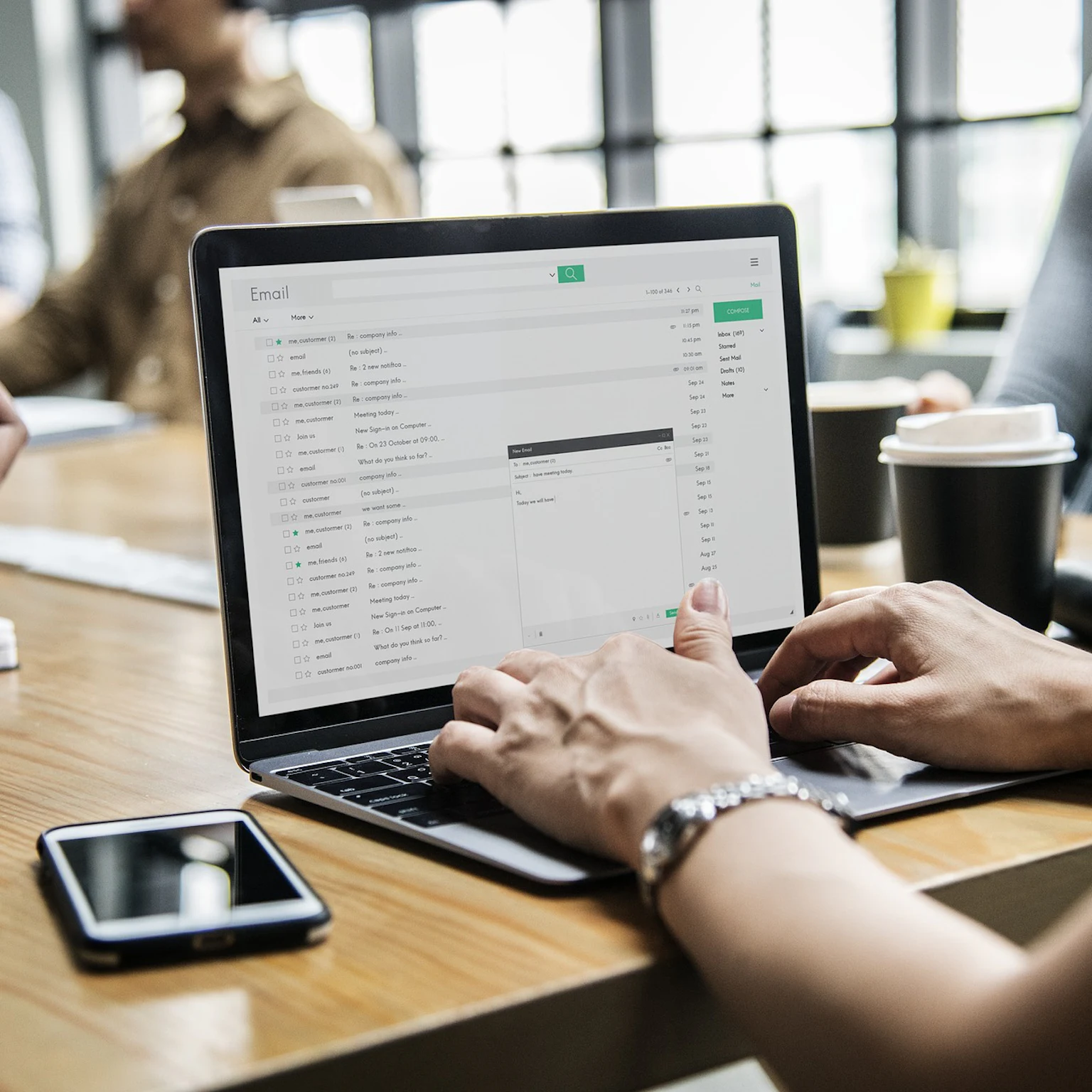 How to Pitch An Article: A Beginners’ Guide
