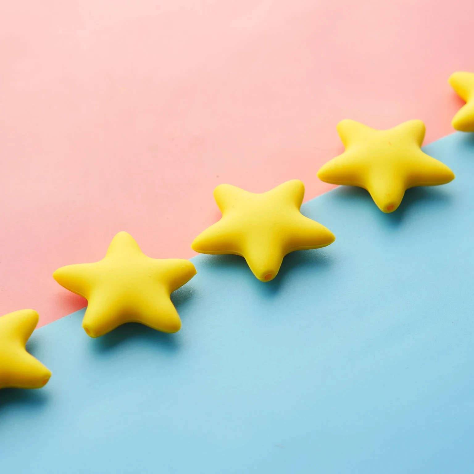 How to leverage social proof to build trust with users