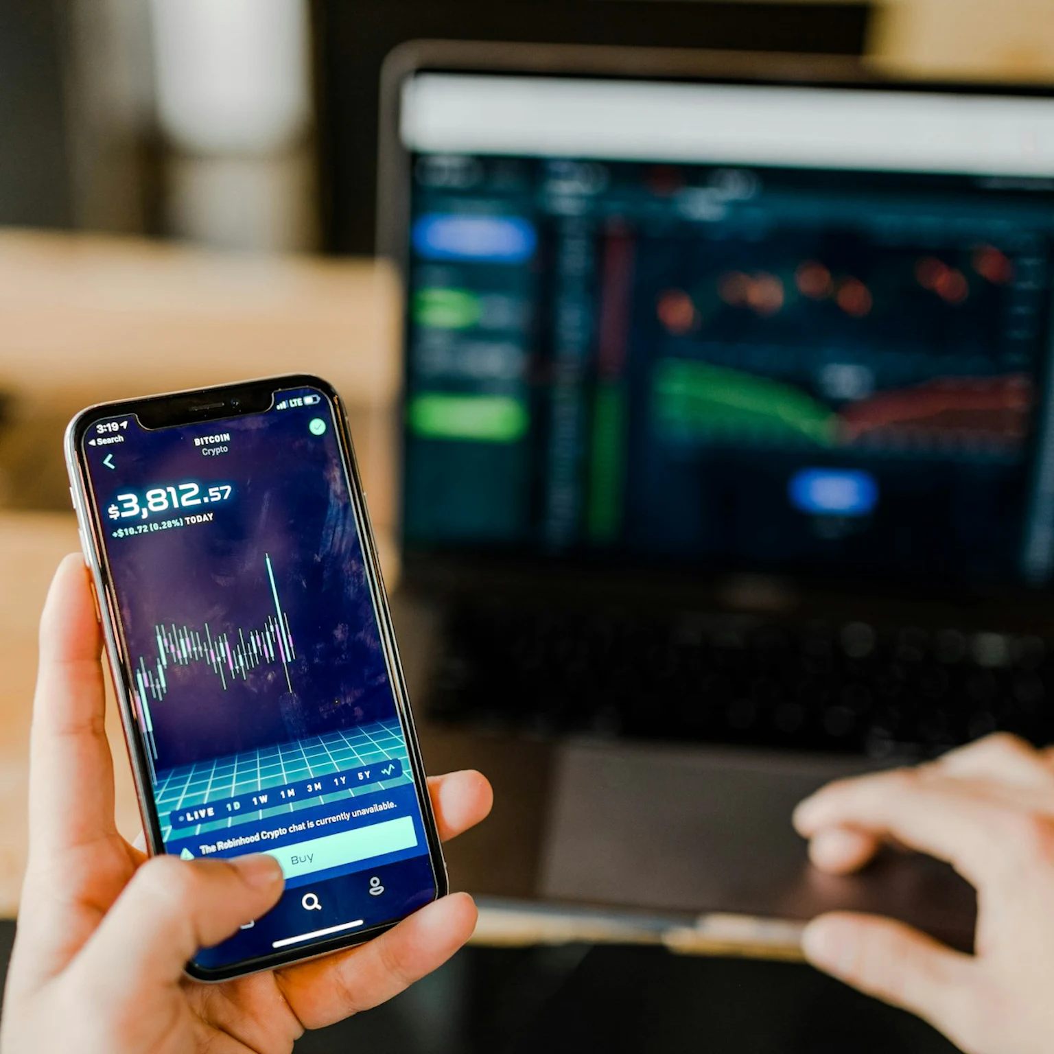 How to build an effective fintech marketing strategy